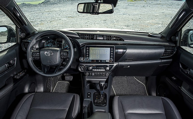 Toyota Hilux 2023 giá lăn bánh, trả góp, khuyến mãi mới nhất